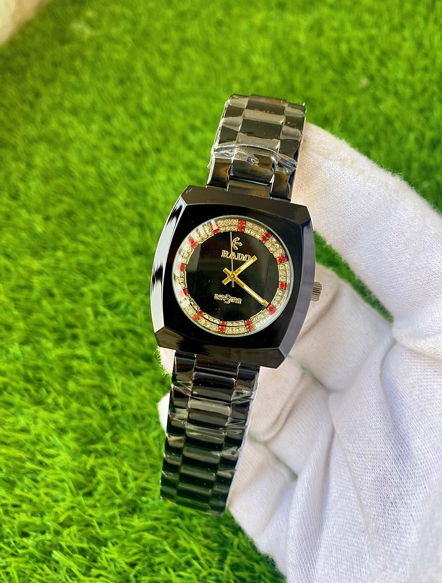 Luxury Diamond Bezel Men’s Wristwatch – Elegant Design Doubel Lock