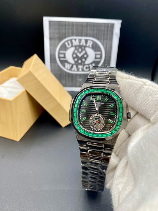 Luxury Timepiece with Sparkling Dial – Perfect Blend of Class and Shine
