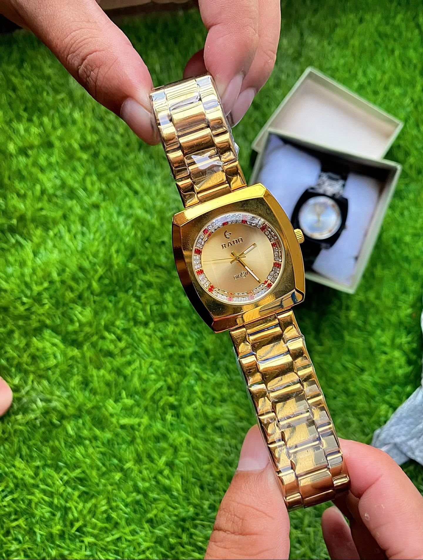 Luxury Diamond Bezel Men’s Wristwatch – Elegant Design Doubel Lock